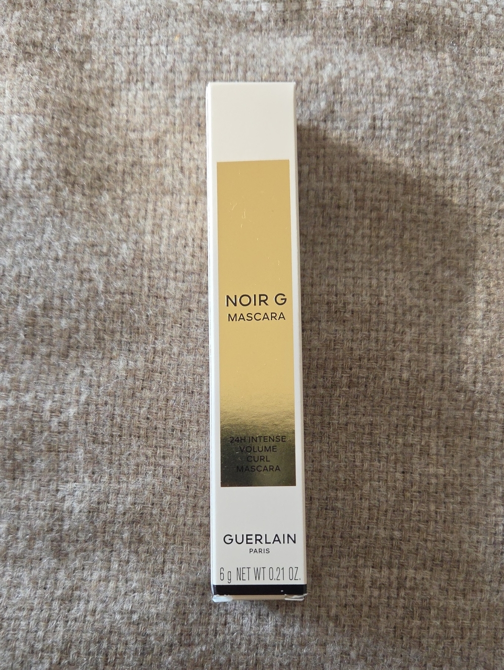 GUERLAIN Noir G Mascara - White & Gold Packaging